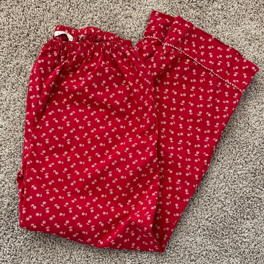 Doen Red Women’s Pajama Set - Picture 6 of 6